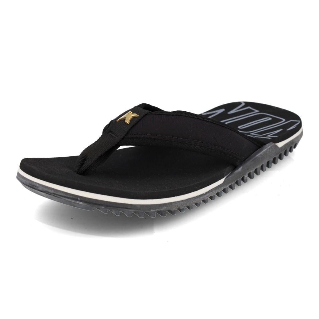 Chinelo Kenner NK6 Pro L7 vista três-quartos destacando sola e tira acolchoada